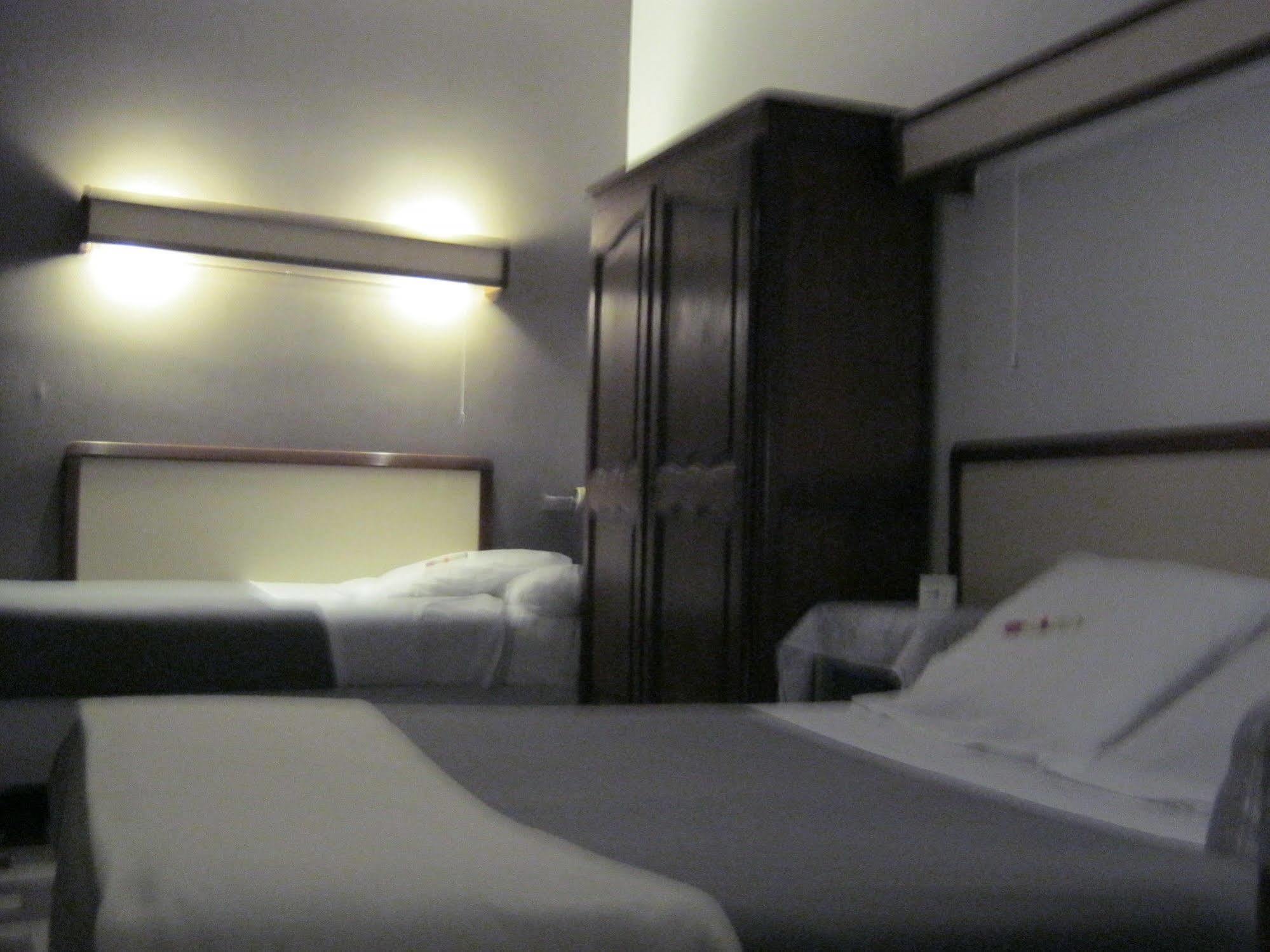 Hotel Innova Cardabella 아비뇽 외부 사진